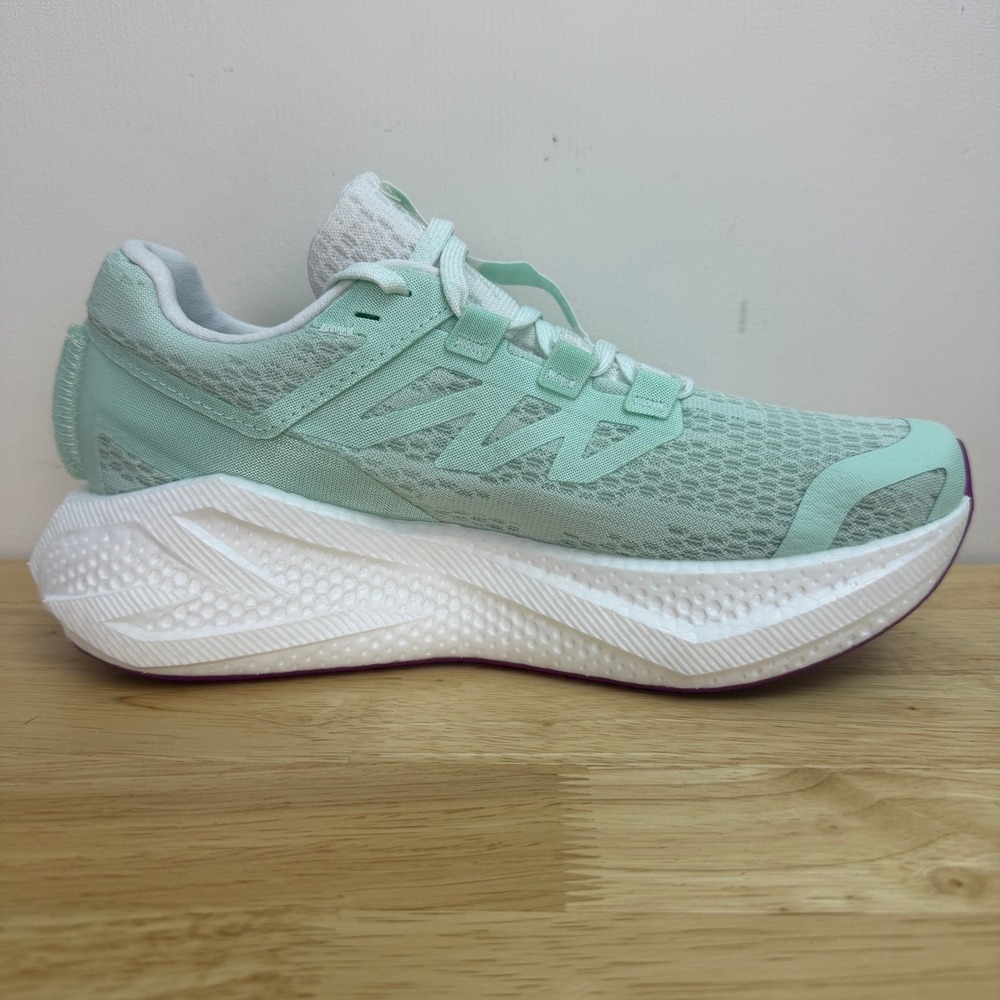 NEW Salomon Aero Glide 3 Womens Size 5 Running Shoes White/ Mint Green / Purple - Picture 9 of 10